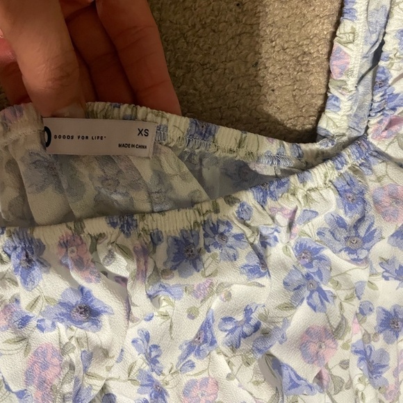 SO White and blue floral Top Size X Small - Picture 3 of 5